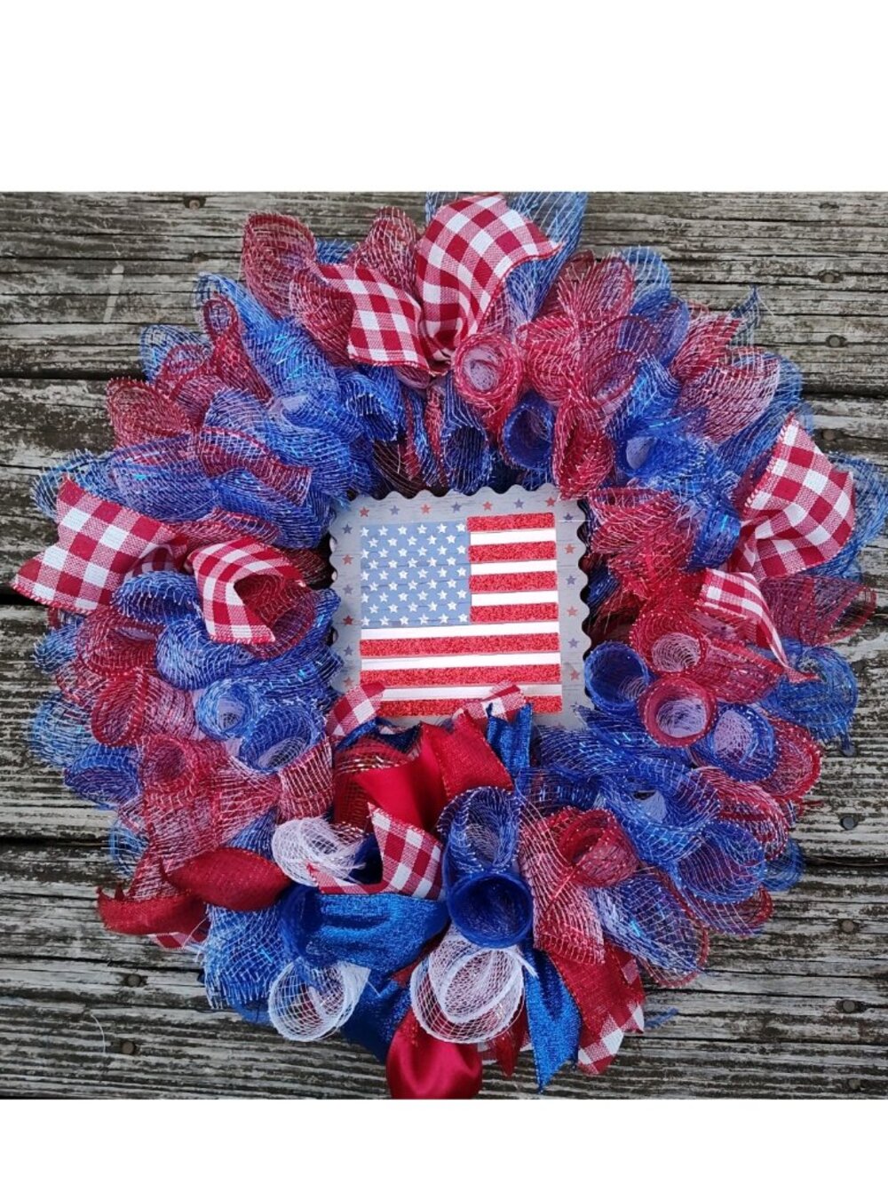 Handmade Seasonal Deco Mesh/Ribbon Wreath Patriotic Flag USA Red White Blue